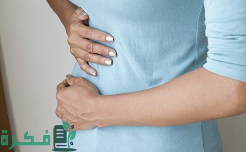 هل تعتبر نغزات أسفل البطن جهة اليسار من علامات الحمل؟